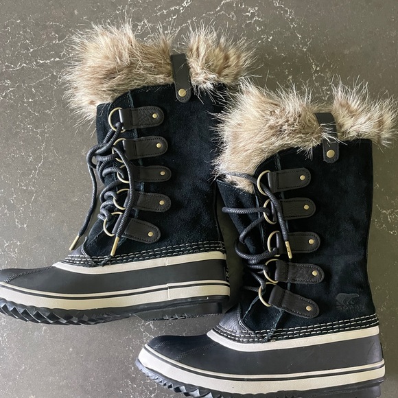 NWOT Sorel Joan of Artic Black Suede Fur-Lined Winter Boots - Picture 2 of 6